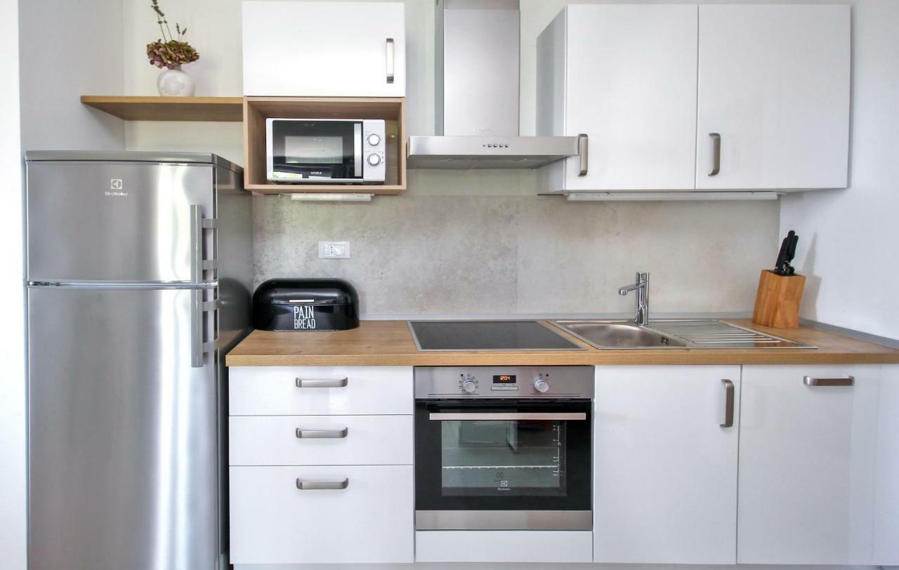 Apartment Levanat Molunat Exterior photo